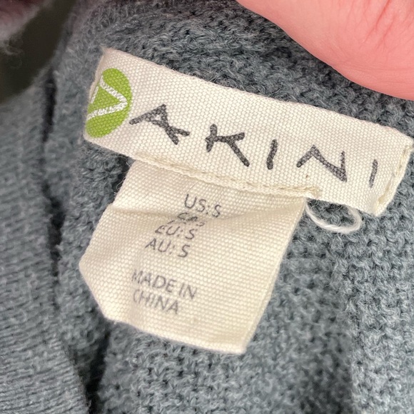 Dakini Women's Grayish Green Hooded Sweater - Picture 6 of 10